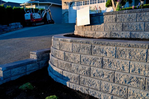 Stone Retaining Wall Repair in Akron