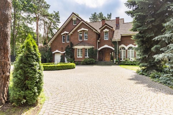 Driveway Brick Repair in Akron